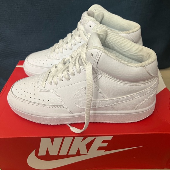 Nike Men’s Court Vision Mid Rise Top Air Force One Sneakers Size 7 - Picture 10 of 14